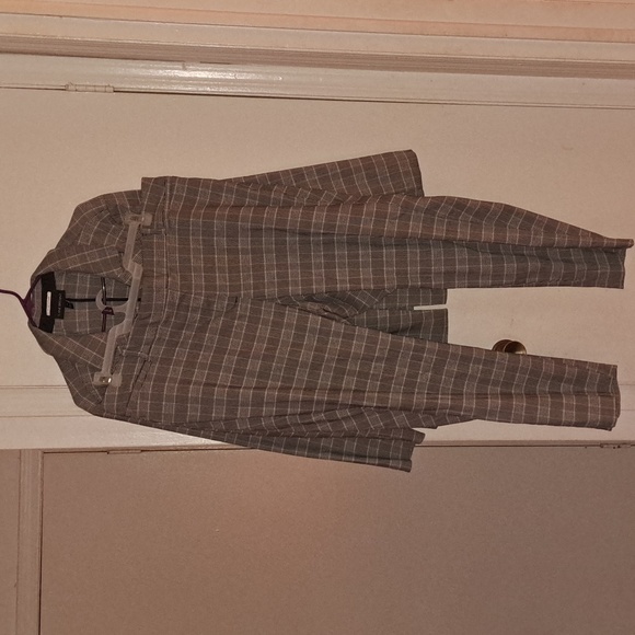 Pantsuit - Picture 2 of 2